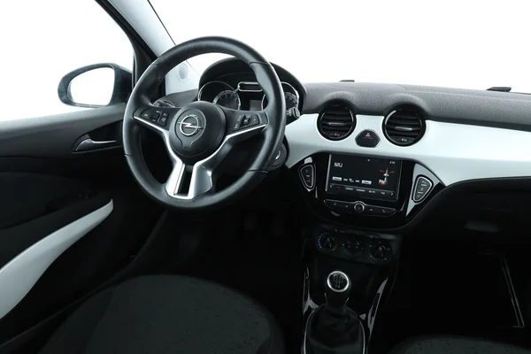 Opel Adam (2017) — foto 4 van 16
