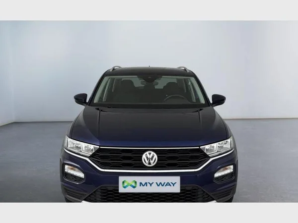 Volkswagen T-Roc (2020) — foto 8 van 15