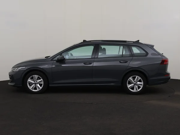 VOLKSWAGEN Golf Variant (2025) — foto 12 van 30