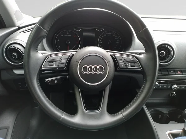 AUDI A3 Sedan (2020) — foto 4 van 23
