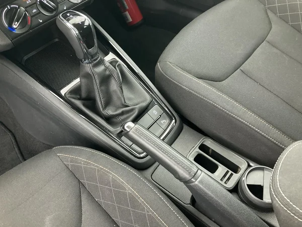SKODA Kamiq (2024) — foto 8 van 36