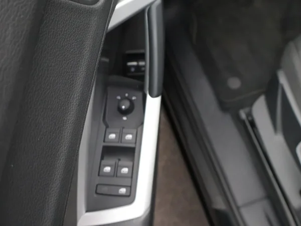 Audi Q3 (2021) — foto 14 van 29