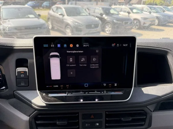 Volkswagen Crafter (2025) — foto 6 van 21