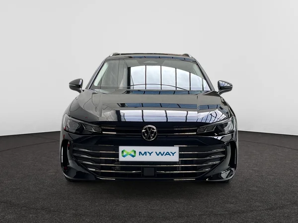 VOLKSWAGEN Passat SW (2025) — foto 10 van 14