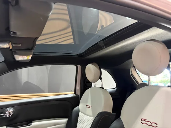 Fiat 500 (2020) — foto 18 van 19