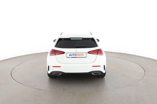 Mercedes-Benz A-Klasse (2021) — foto 11 van 16