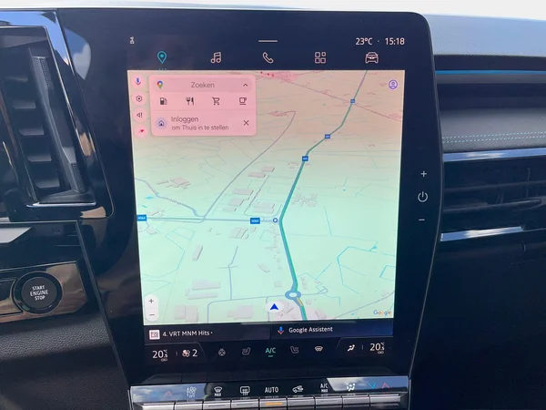 Renault Austral (2024) — foto 3 van 31