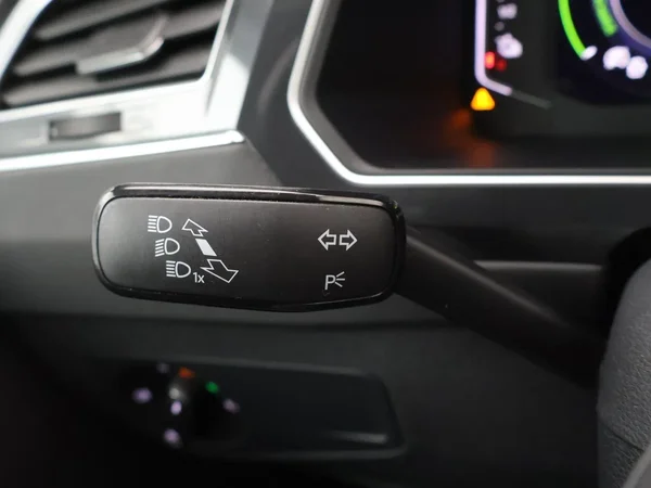 Volkswagen Tiguan (2022) — foto 13 van 27
