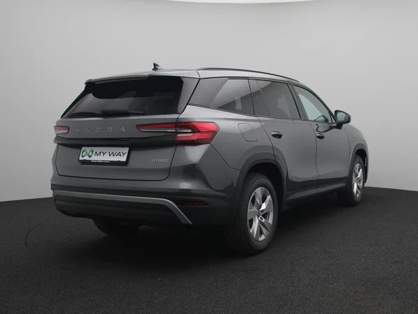 SKODA Kodiaq (2025) — foto 9 van 16