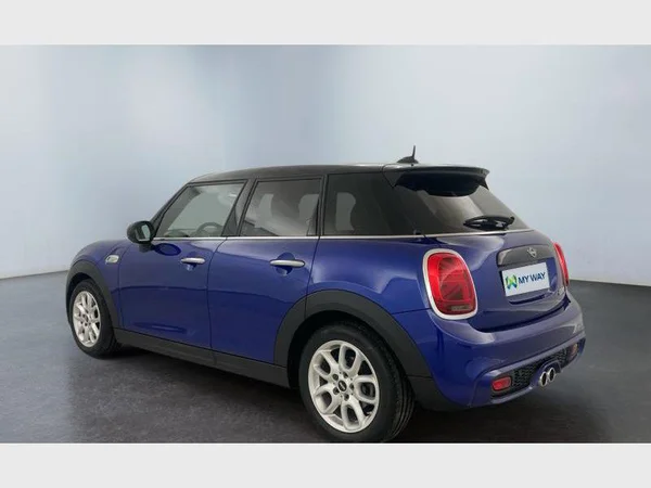 MINI Mini 5 Doors (2018) — foto 22 van 25