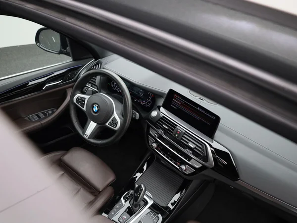 BMW X3 (2021) — foto 40 van 51