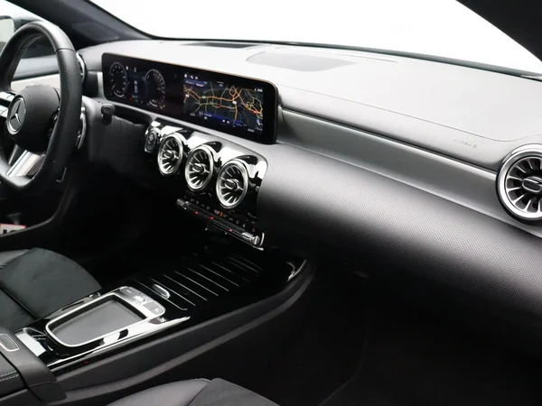 Mercedes-Benz CLA (2026) — foto 22 van 32