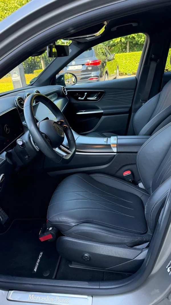 Mercedes-Benz GLC (2023) — foto 2 van 5