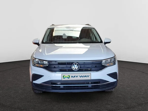 VOLKSWAGEN Tiguan (2022) — foto 21 van 22