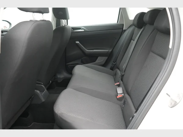 VOLKSWAGEN Taigo (2023) — foto 13 van 26