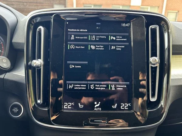 VOLVO XC40 (2022) — foto 20 van 30