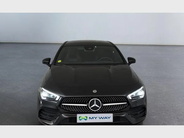 Mercedes-Benz CLA 200 (2022) — foto 12 van 23