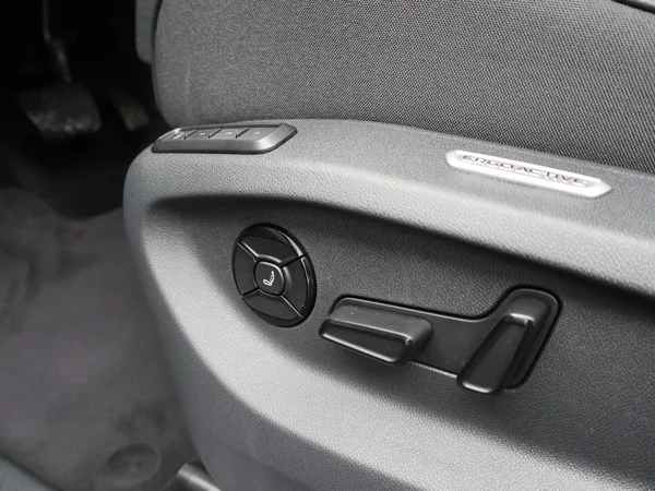 VOLKSWAGEN Tiguan (2026) — foto 7 van 24