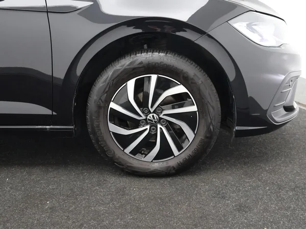 Volkswagen Polo (2024) — foto 26 van 29