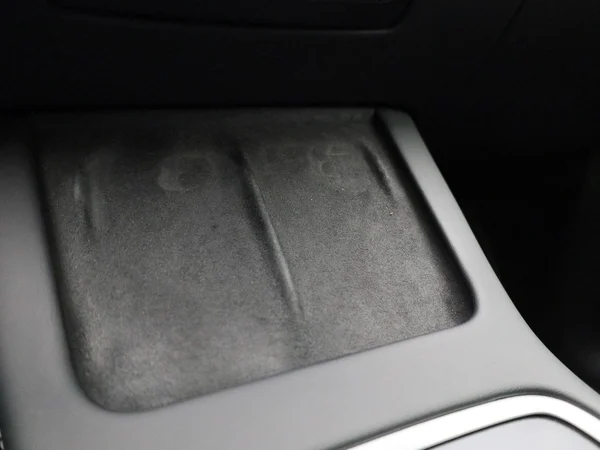 Tesla Model Y (2022) — foto 15 van 41