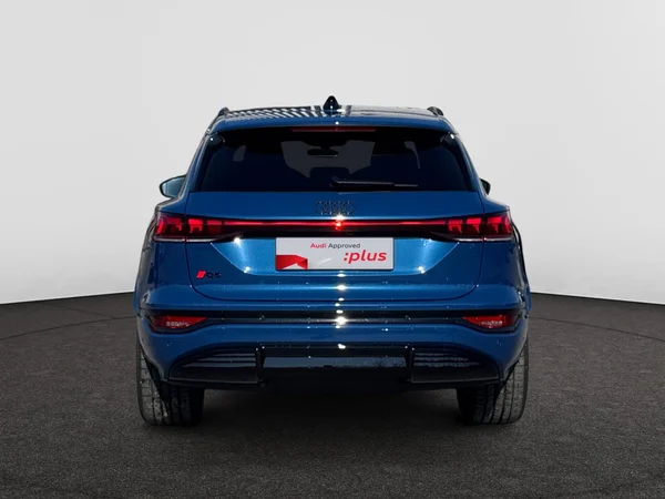 AUDI Q6 e-tron (2025) — foto 21 van 24