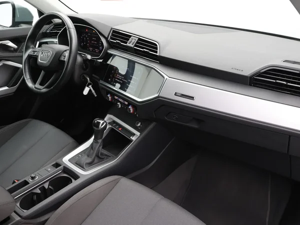 Audi Q3 (2022) — foto 19 van 25