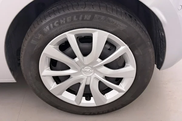 Opel Corsa (2025) — foto 20 van 30