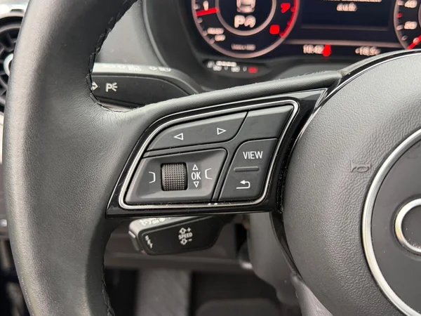 AUDI Q2 (2023) — foto 2 van 19