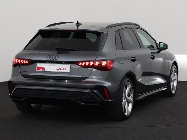 AUDI A3 Sportback (2025) — foto 11 van 18