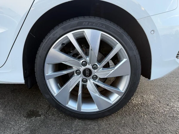 AUDI A3 Sportback (2024) — foto 13 van 28