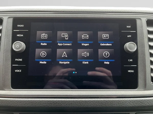 VOLKSWAGEN Crafter 35 Fourgon Mwb Hr (2023) — foto 2 van 22