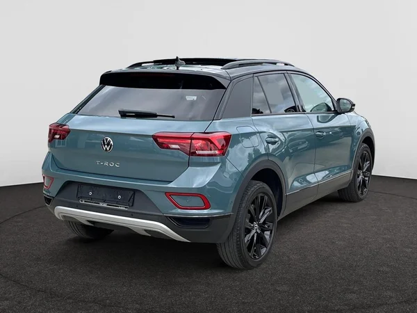 VOLKSWAGEN T-Roc (2023) — foto 12 van 22