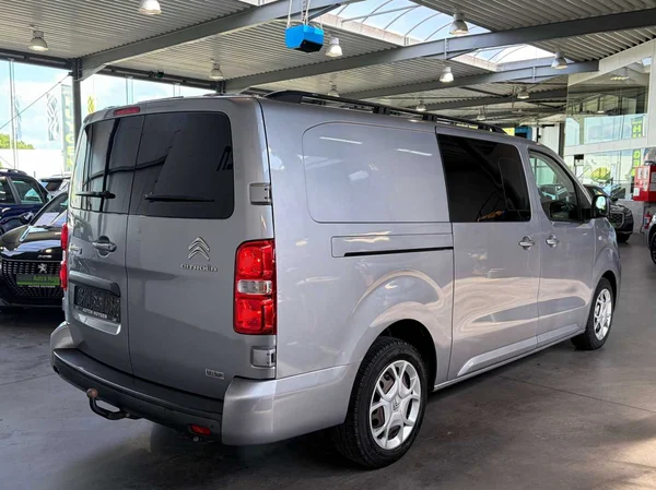 Citroen Jumpy (2022) — foto 9 van 16