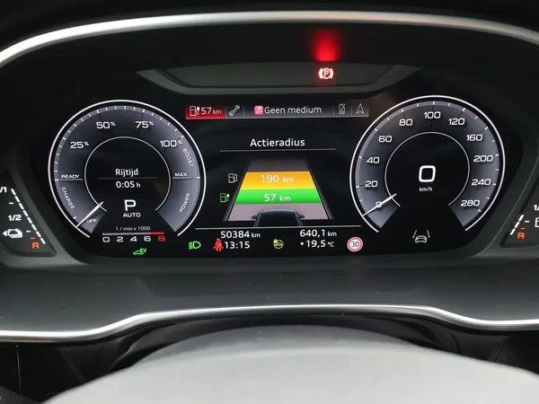 Audi Q3 (2023) — foto 11 van 26