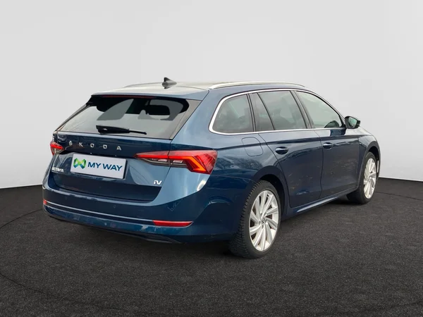 SKODA Octavia Combi PHEV (2021) — foto 21 van 26