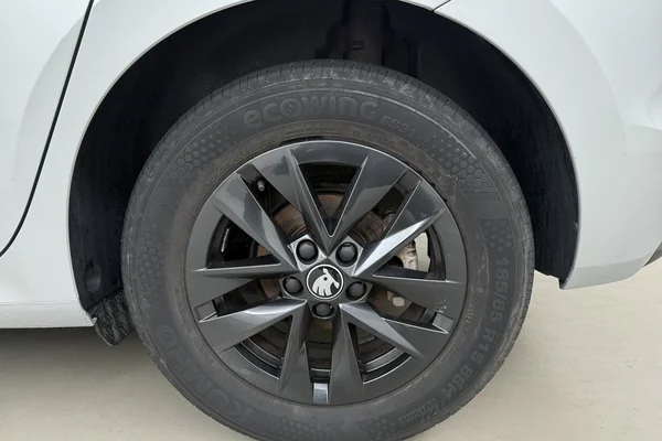 Skoda Fabia (2025) — foto 17 van 20