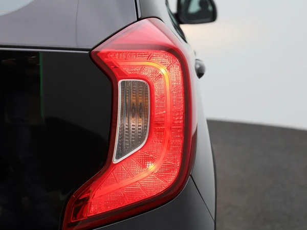 Kia Picanto (2021) — foto 28 van 36
