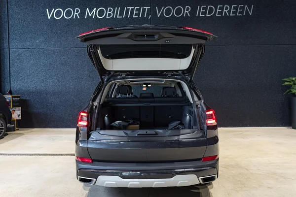 BMW X5 (2021) — foto 5 van 43