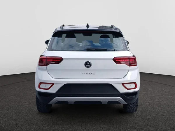 VOLKSWAGEN T-Roc (2022) — foto 16 van 21