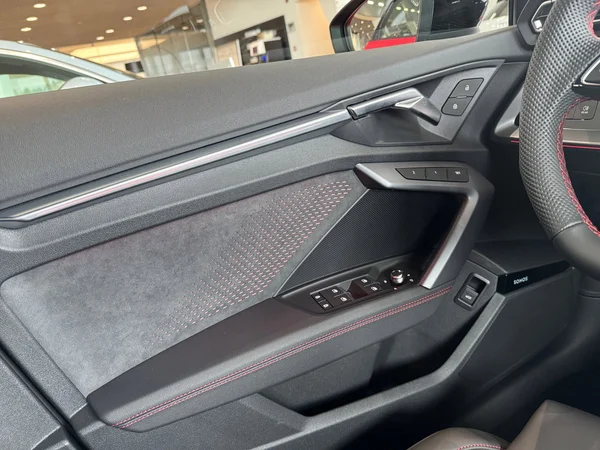 AUDI S3 Sedan (2025) — foto 10 van 21
