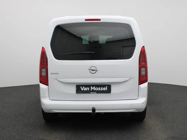 Opel Combo Life (2023) — foto 34 van 38