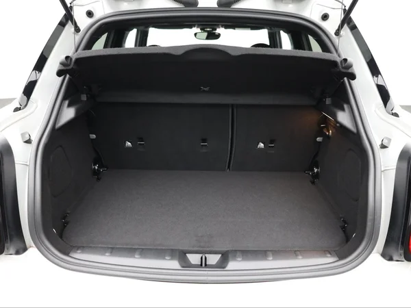 MINI Mini 5 Doors (F55 LCI II) (2022) — foto 2 van 18