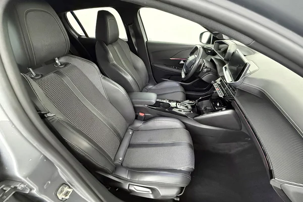Peugeot 208 (2020) — foto 14 van 36