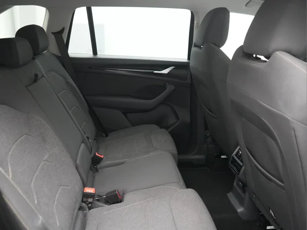 SKODA Kodiaq (2025) — foto 6 van 28