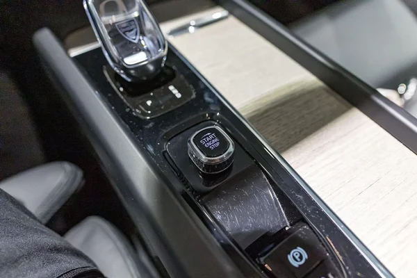 Volvo XC60 (2022) — foto 35 van 42