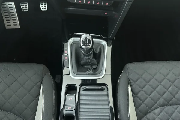 Kia ProCeed (2021) — foto 4 van 22