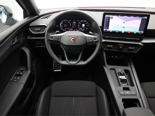 CUPRA Leon ST e-Hybrid (PHEV) (2025) — foto 11 van 20
