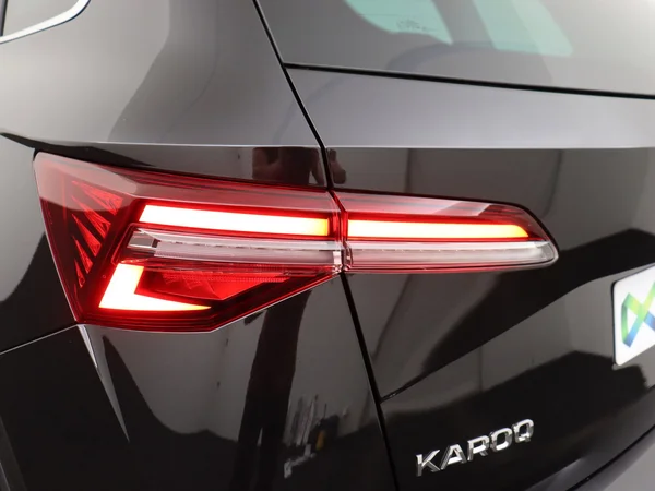 SKODA Karoq (2025) — foto 6 van 18