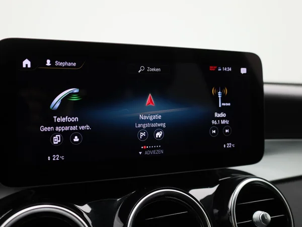 Mercedes-Benz GLC (2021) — foto 8 van 44