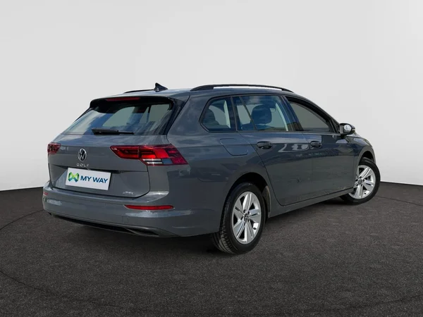 VOLKSWAGEN Golf VIII SW (2024) — foto 12 van 19
